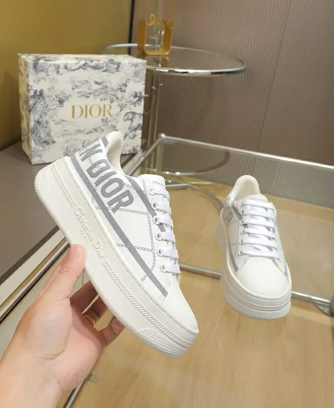 christian dior decontractees chaussures pour femme s_12247362